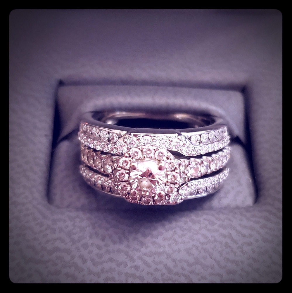 engagement/wedding ring set